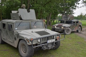 Wrocławskie ćwiczenia funkcjonariuszy i żołnierzy Kryzys 25 w ośrodku jeździeckim Akademii Wojsk Lądowych Wrocławskie ćwiczenia funkcjonariuszy i żołnierzy Kryzys 25 w ośrodku jeździeckim Akademii Wojsk Lądowych