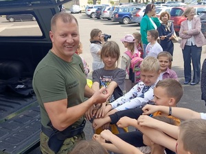 Uczniowie z Dychowa w Nadodrzańskim Oddziale Straży Granicznej Uczniowie z Dychowa w Nadodrzańskim Oddziale Straży Granicznej