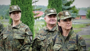 Symboliczny marsz kadry kierowniczej Nadodrzańskiego Oddziału Straży Granicznej śladami dawnej polsko-niemieckiej granicy Symboliczny marsz kadry kierowniczej Nadodrzańskiego Oddziału Straży Granicznej śladami dawnej polsko-niemieckiej granicy