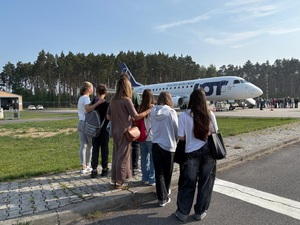 Wycieczka dzieci z Powiatowego Domu Dziecka w Krośnie Odrzańskim do Warszawy Wycieczka dzieci z Powiatowego Domu Dziecka w Krośnie Odrzańskim do Warszawy