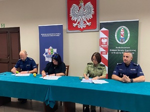 Porozumienie w sprawie klas mundurowych Porozumienie w sprawie klas mundurowych