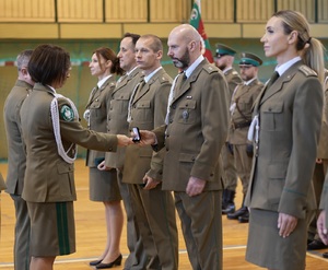 Uroczysty apel z okazji Narodowego Święta Niepodległości w Nadodrzańskim Oddziale Straży Granicznej Uroczysty apel z okazji Narodowego Święta Niepodległości w Nadodrzańskim Oddziale Straży Granicznej