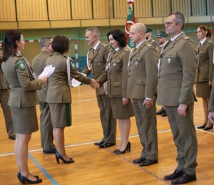 Uroczysty apel z okazji Narodowego Święta Niepodległości w Nadodrzańskim Oddziale Straży Granicznej Uroczysty apel z okazji Narodowego Święta Niepodległości w Nadodrzańskim Oddziale Straży Granicznej