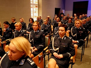 100 lat kobiet w pilskiej Szkole Policji 100 lat kobiet w pilskiej Szkole Policji