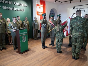 Ślubowanie nowo przyjętych funkcjonariuszy Straży Granicznej Ślubowanie nowo przyjętych funkcjonariuszy Straży Granicznej