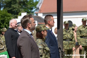 Ślubowanie 38 nowych funkcjonariuszy Nadodrzańskiego Oddziału Straży Granicznej Ślubowanie 38 nowych funkcjonariuszy Nadodrzańskiego Oddziału Straży Granicznej