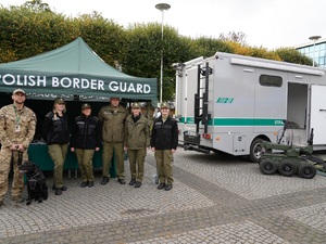 Europejski Dzień Walki z Handlem Ludźmi. Escape Truck we Wrocławiu Europejski Dzień Walki z Handlem Ludźmi. Escape Truck we Wrocławiu